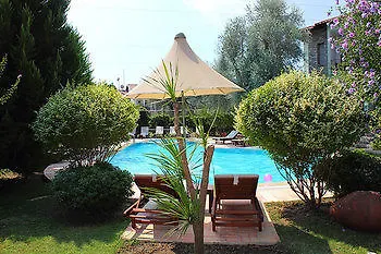 Olive Garden Apart Hotel Гёчек 3*,